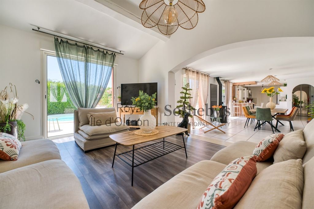 Maison à vendre, 168m², Médis