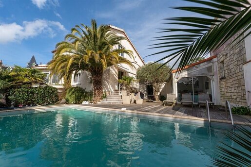 Maison 9 pièces 240 m² · à Royan · 240 m² · 1 386 000 €