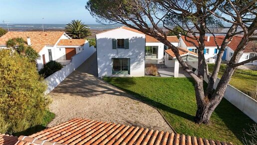 Maison 7 pièces 189 m² · à Saint-Denis-d'Oléron · 189 m² · 2 100 000 €