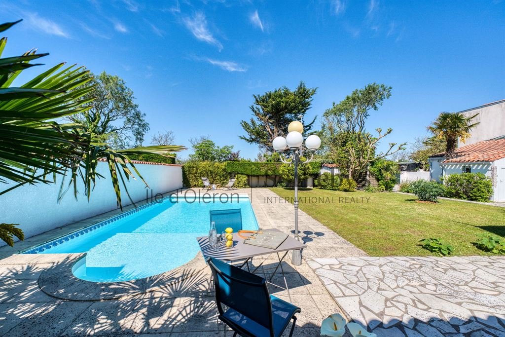 Maison à vendre, 160m², La Brée-les-Bains