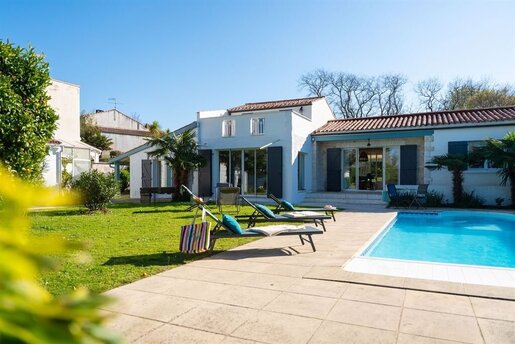 Maison 7 pièces 160 m² · à La Brée-les-Bains · 160 m² · 897 500 €