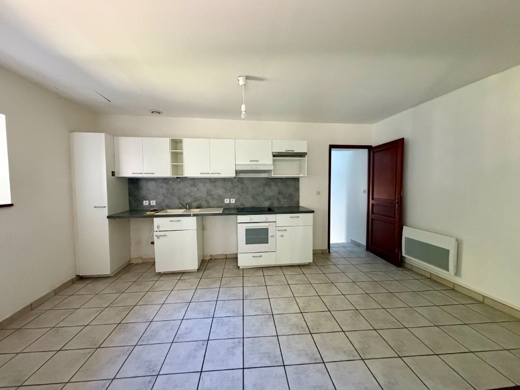 Appartement à louer, 82m², Rochemaure