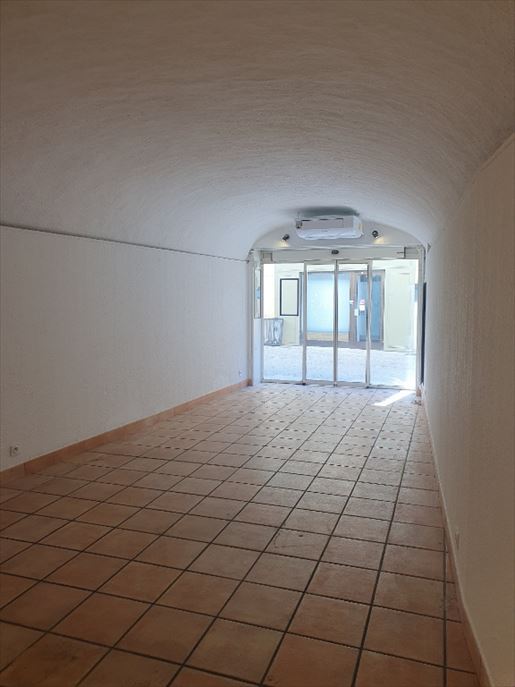 Advert pic 0