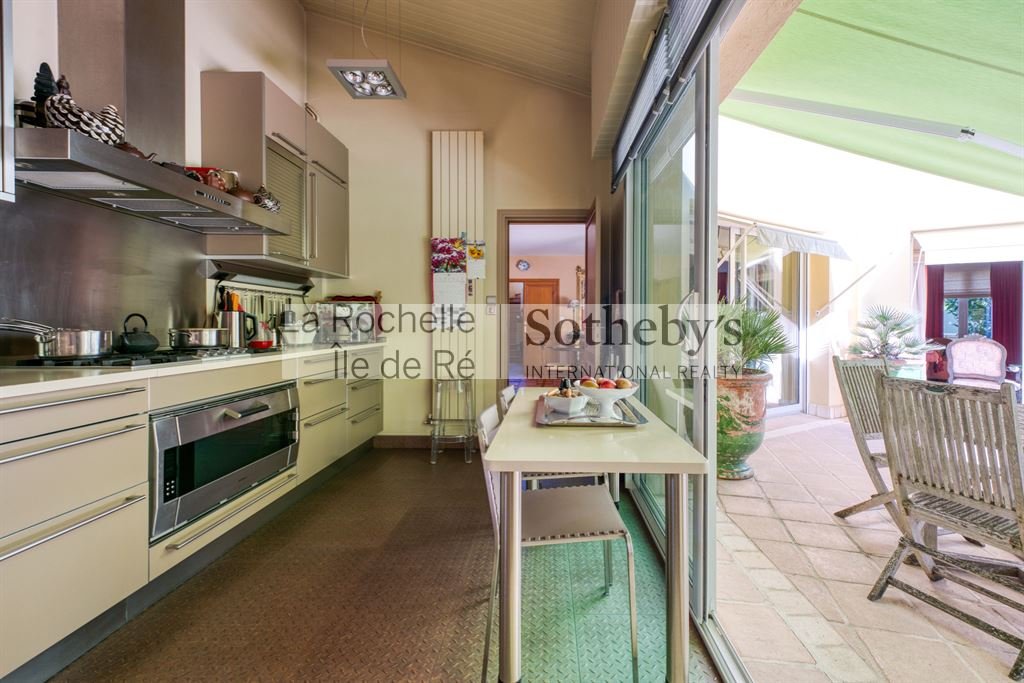 Maison à vendre, 250m², Châtelaillon-Plage
