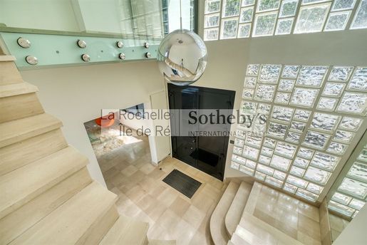 Maison 5 pièces 130 m² · à La Rochelle · 130 m² · 997 500 €