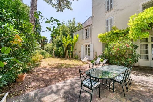 Appartement 8 pièces 198 m² · à La Rochelle · 198 m² · 1 197 000 €