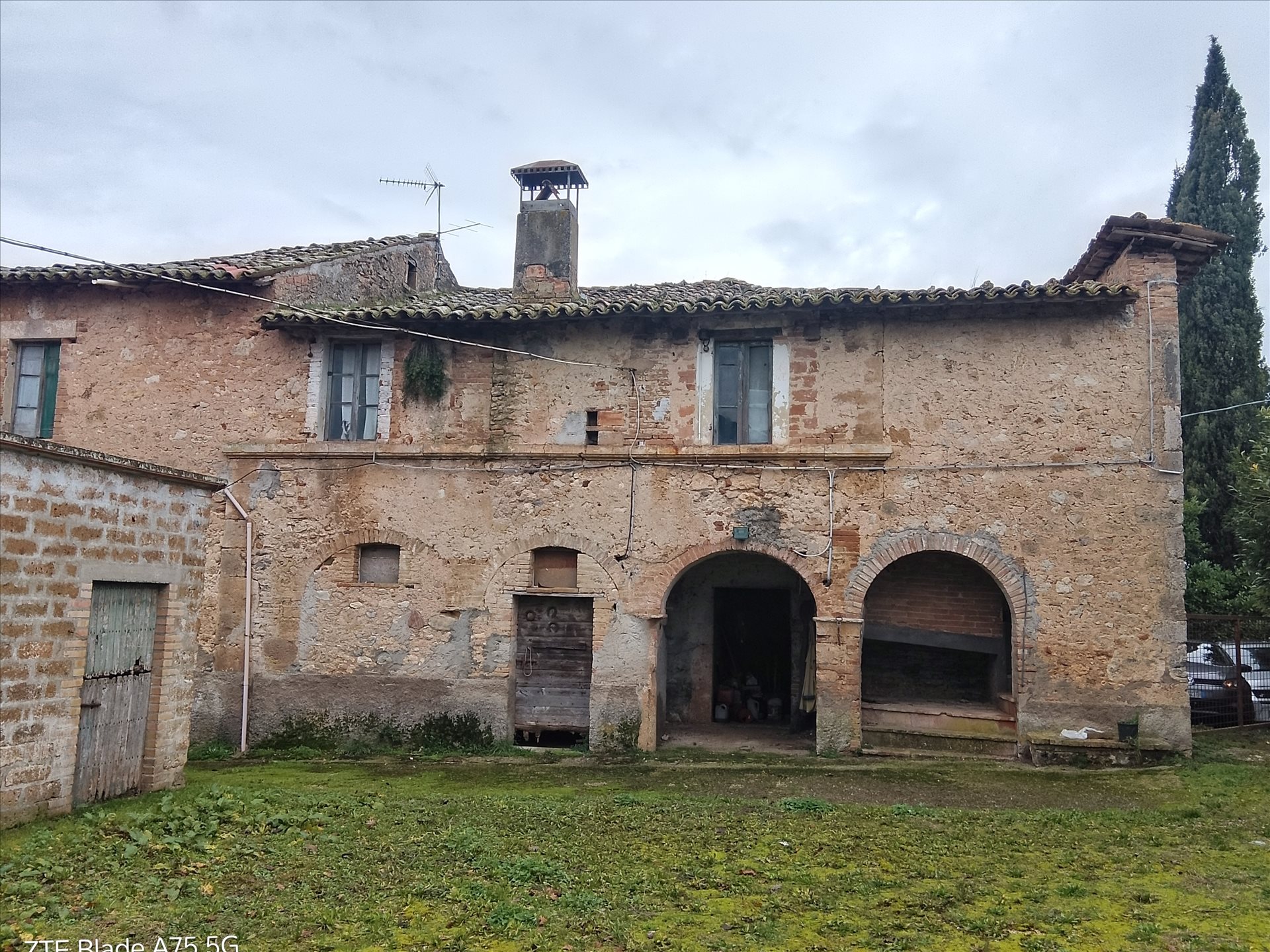 Ancient Farmhouse With Private Park