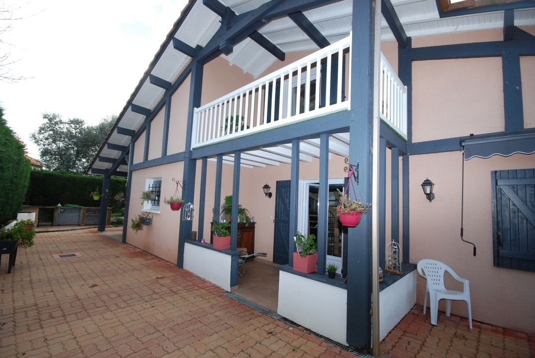 Maison à vendre, 169m², Bégaar