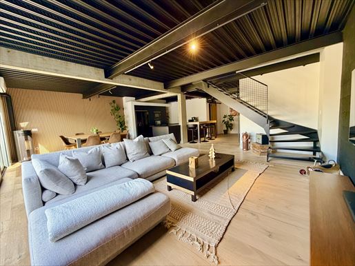 Maison 4 pièces 148 m² · à Villefranche-sur-Saône · 148 m² · 550 000 €