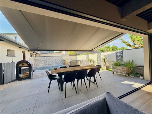 Maison 4 pièces 148 m² · à Anse · 148 m² · 550 000 €