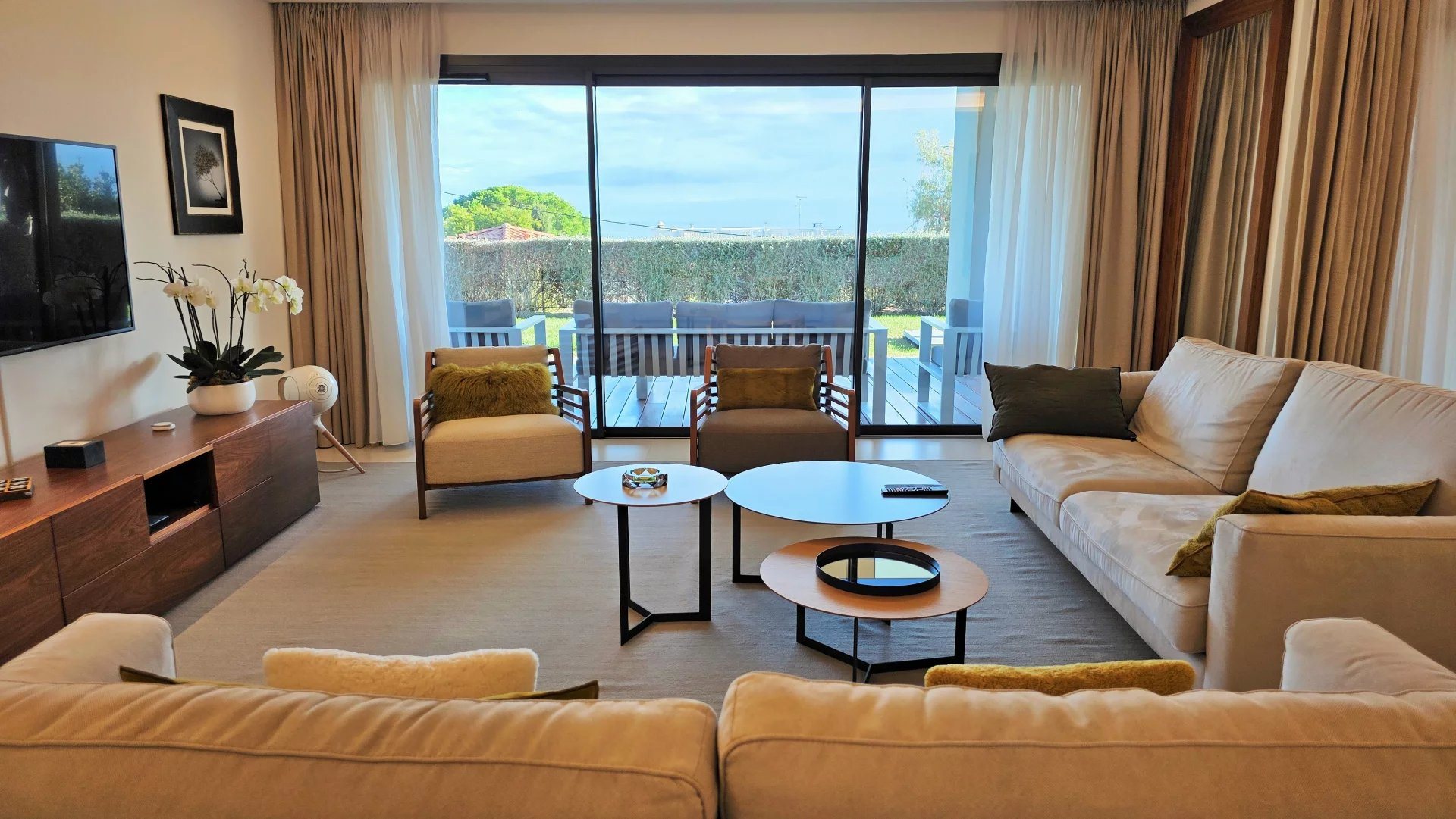 Appartement – Cannes - Plus