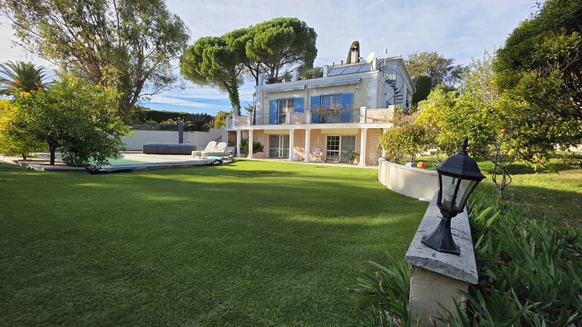 Maison à vendre, 250m², Saint-Paul-de-Vence