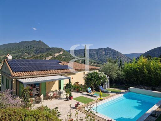 Maison 5 pièces 201 m² · à Nyons · 201 m² · 649 000 €