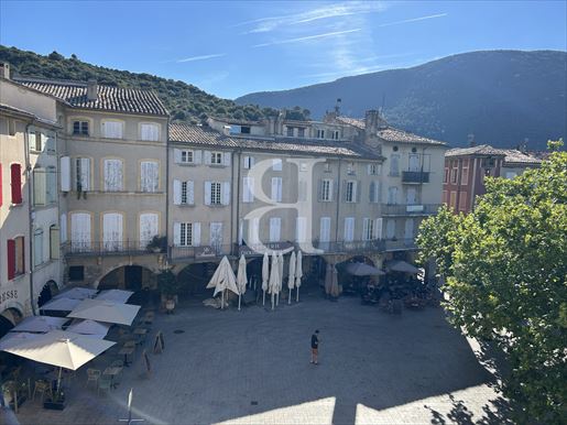Appartement 45 m² · à Nyons · 45 m² · 90 000 €