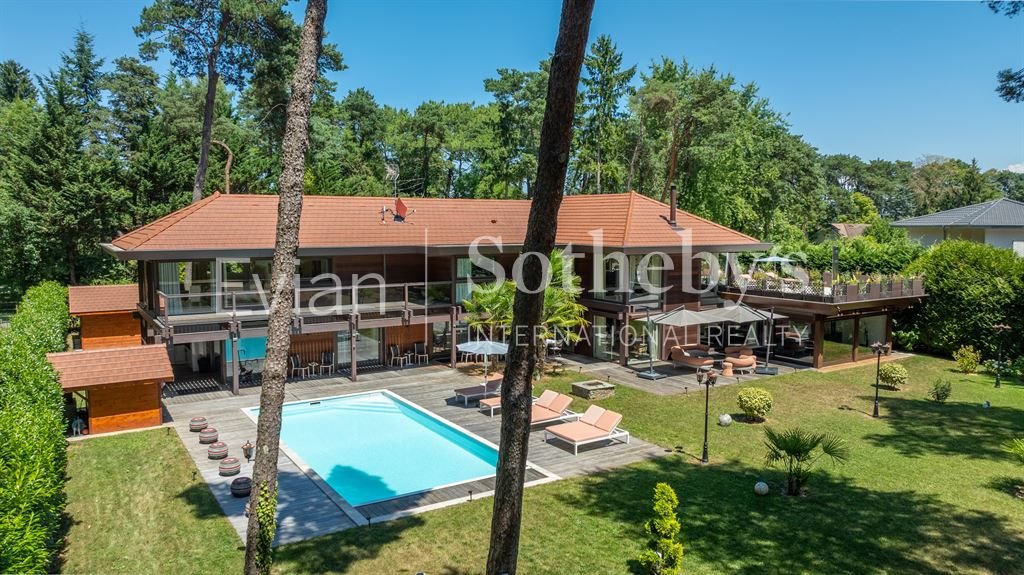 Maison à vendre, 330m², Sciez