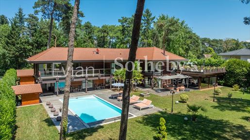 Maison 9 pièces 448 m² · à Sciez · 448 m² · 4 950 000 €