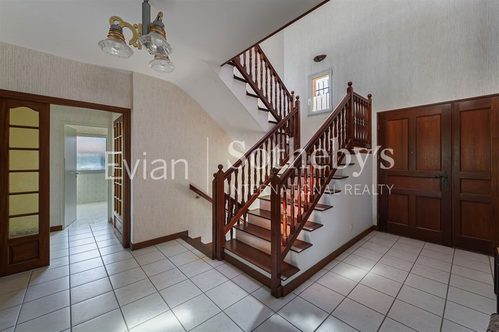 Maison à vendre, 324m², Neuvecelle