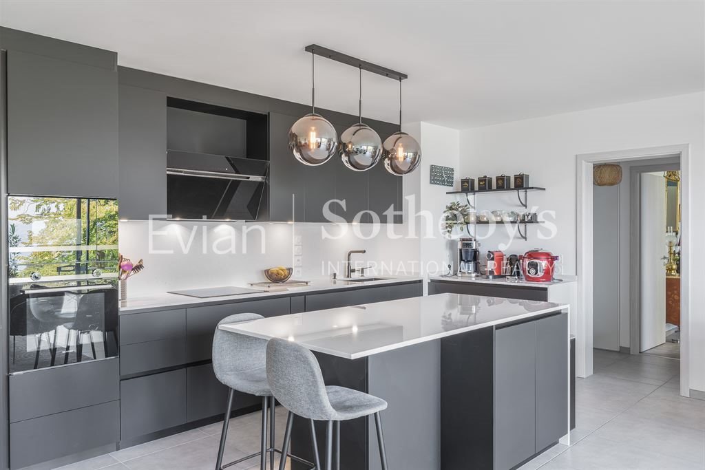 Appartement à vendre, 117m², Evian-les-Bains