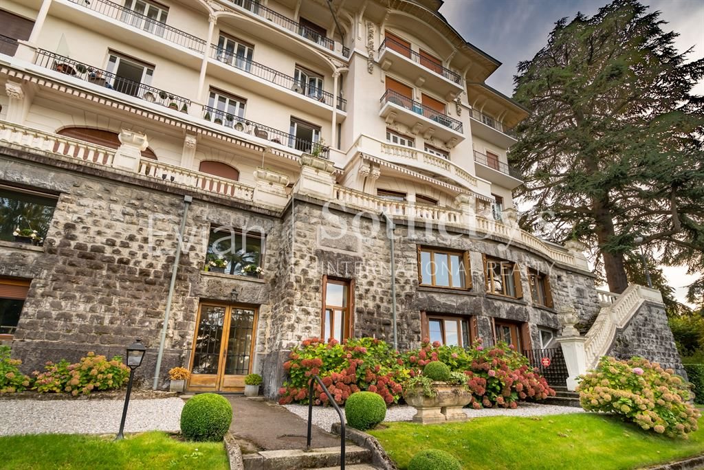 Appartement à vendre, 279m², Évian-les-Bains