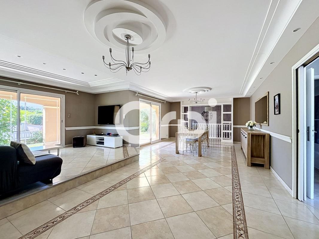 Maison à vendre, 260m², Boulazac