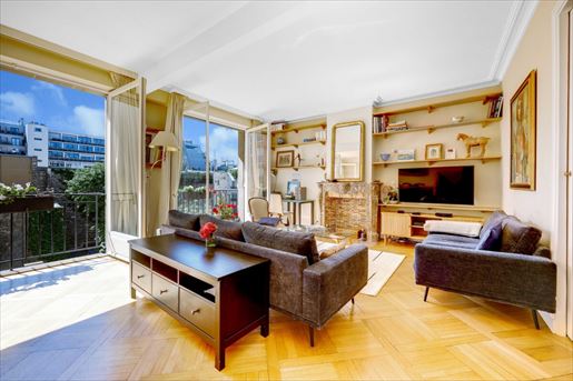 Appartement 4 pièces 100 m² · à Paris 16ème · 100 m² · 1 350 000 €