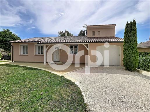 5 pièces 131 m² · à Champcevinel · 131 m² · 249 900 €