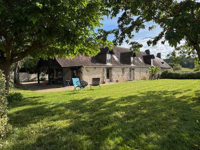 Maison à vendre, 226m², Limeyrat