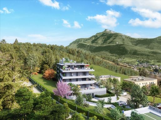 5 pièces 163 m² · à Chambéry · 163 m² · 1 080 000 €