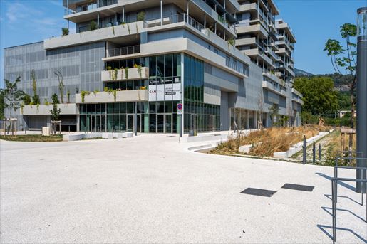Local commercial 98 m² · à Chambéry · 98 m² · 234 000 €