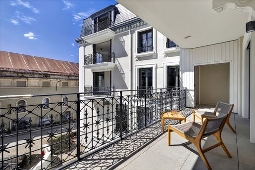 Parking 4 pièces 111 m² · à Aix-les-Bains · 111 m² · 940 000 €