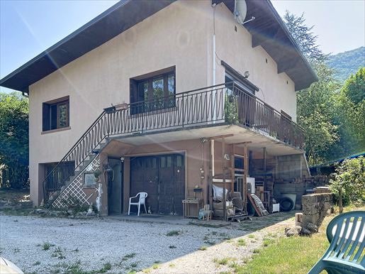 Maison 4 pièces 100 m² · à Curienne · 100 m² · 320 000 €