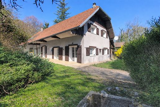 Maison 8 pièces 198 m² · à Cusy · 198 m² · 620 000 €