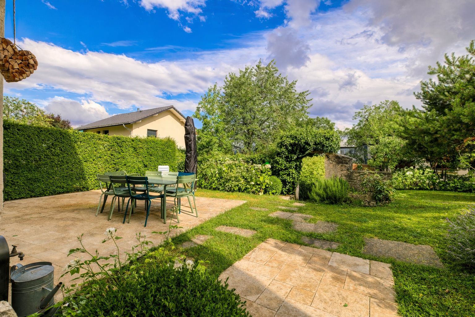 Maison à vendre, 218m², Gex