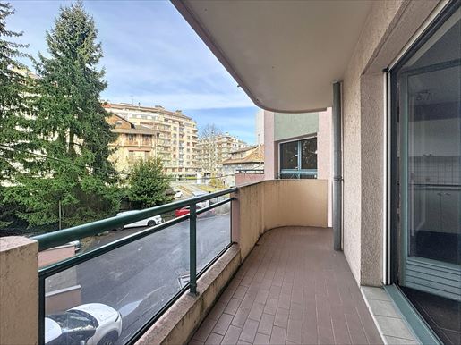 2 pièces 48 m² · à Annecy · 48 m² · 160 000 €