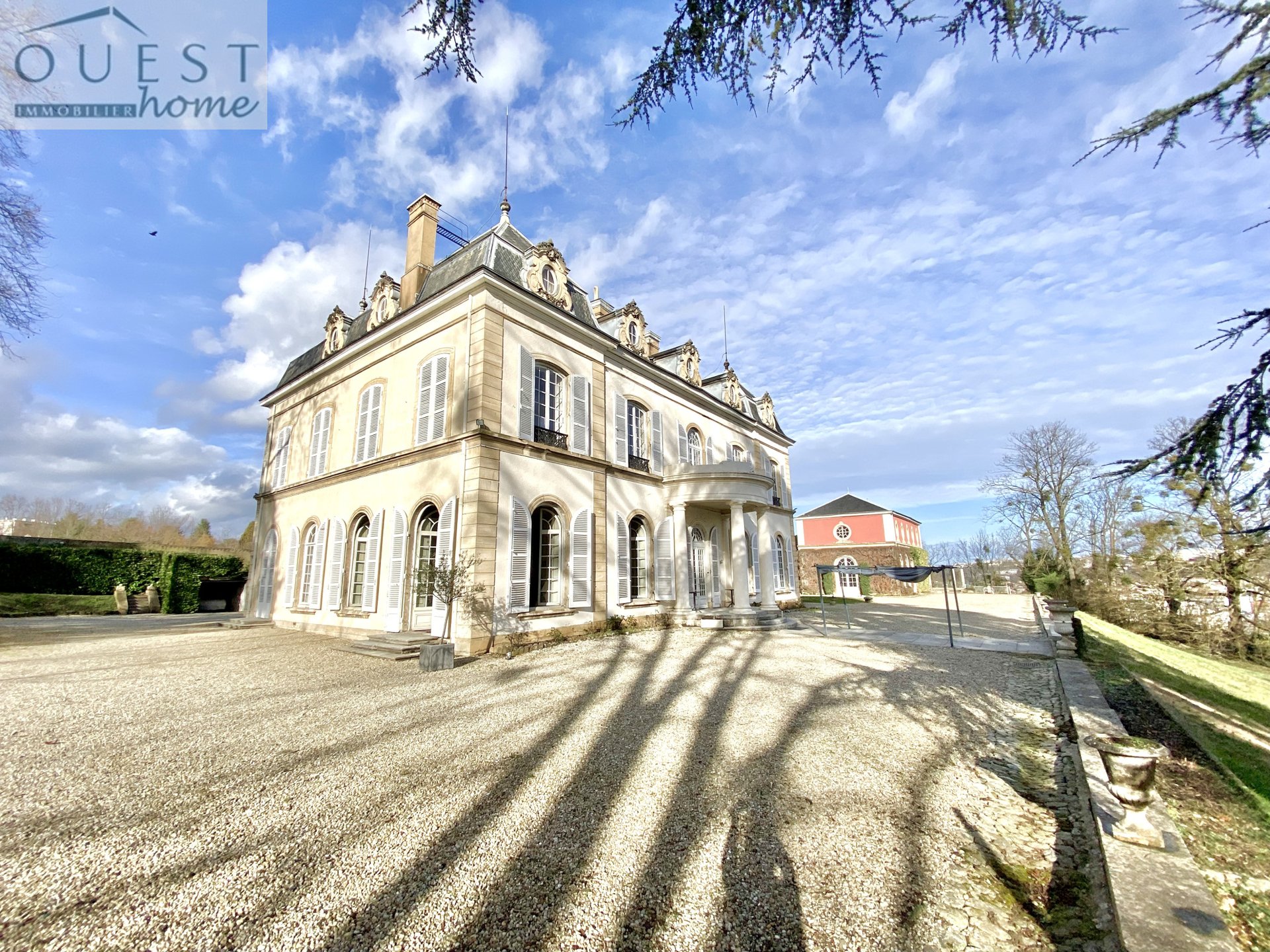 Maison à vendre, 1600m², Écully