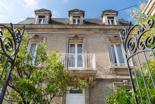 Maison 7 pièces 240 m² · à La Rochelle · 240 m² · 1 850 000 €