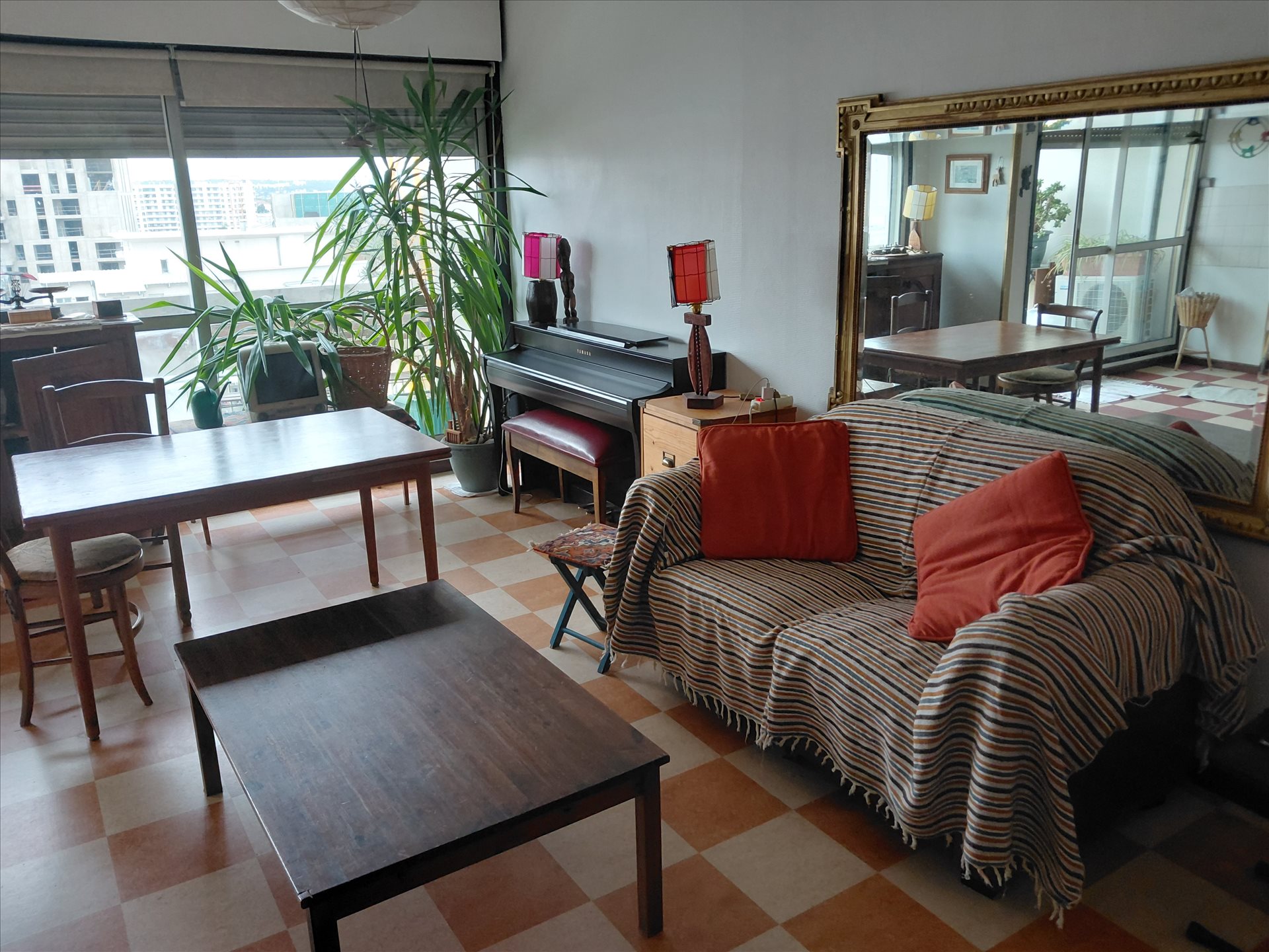 Appartement 4 pièces 86 m² · à Lyon 8ème · 86 m² · 310 000 €