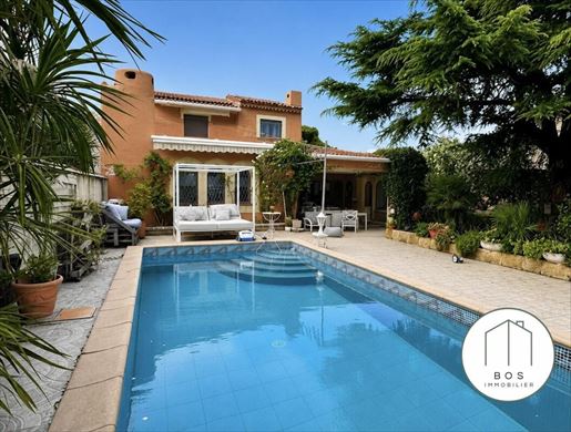 Maison 5 pièces 210 m² · à Rognonas · 210 m² · 439 000 €