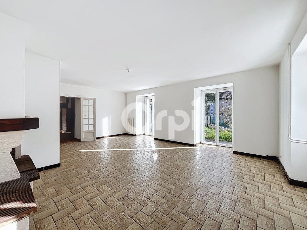 Maison à vendre, 150m², Douzillac