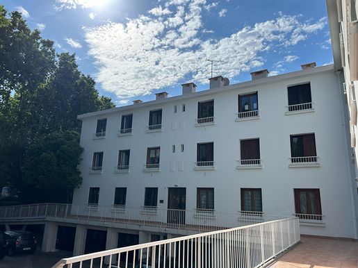Appartement 3 pièces 65 m² · à Aix-en-Provence · 65 m² · 255 000 €