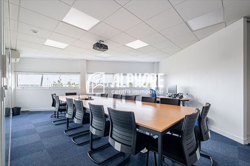 Local commercial 183 m² · à Saint-Nazaire · 183 m² · 410 000 €