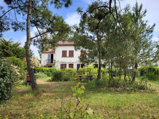 Maison 11 pièces 312 m² · à La Faute-sur-Mer · 312 m² · 345 000 €