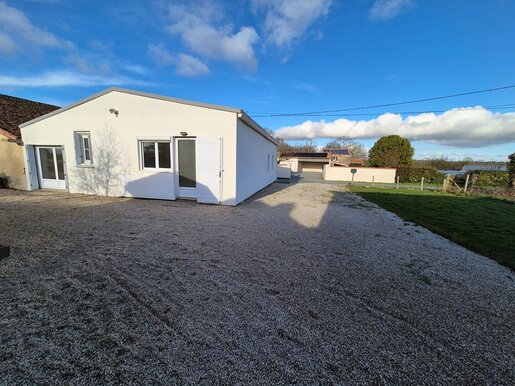 Maison 3 pièces 83 m² · à La Chaize-le-Vicomte · 83 m² · 129 000 €