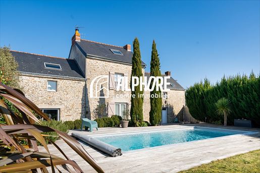 Maison 6 pièces 180 m² · à Le Temple-de-Bretagne · 180 m² · 470 000 €