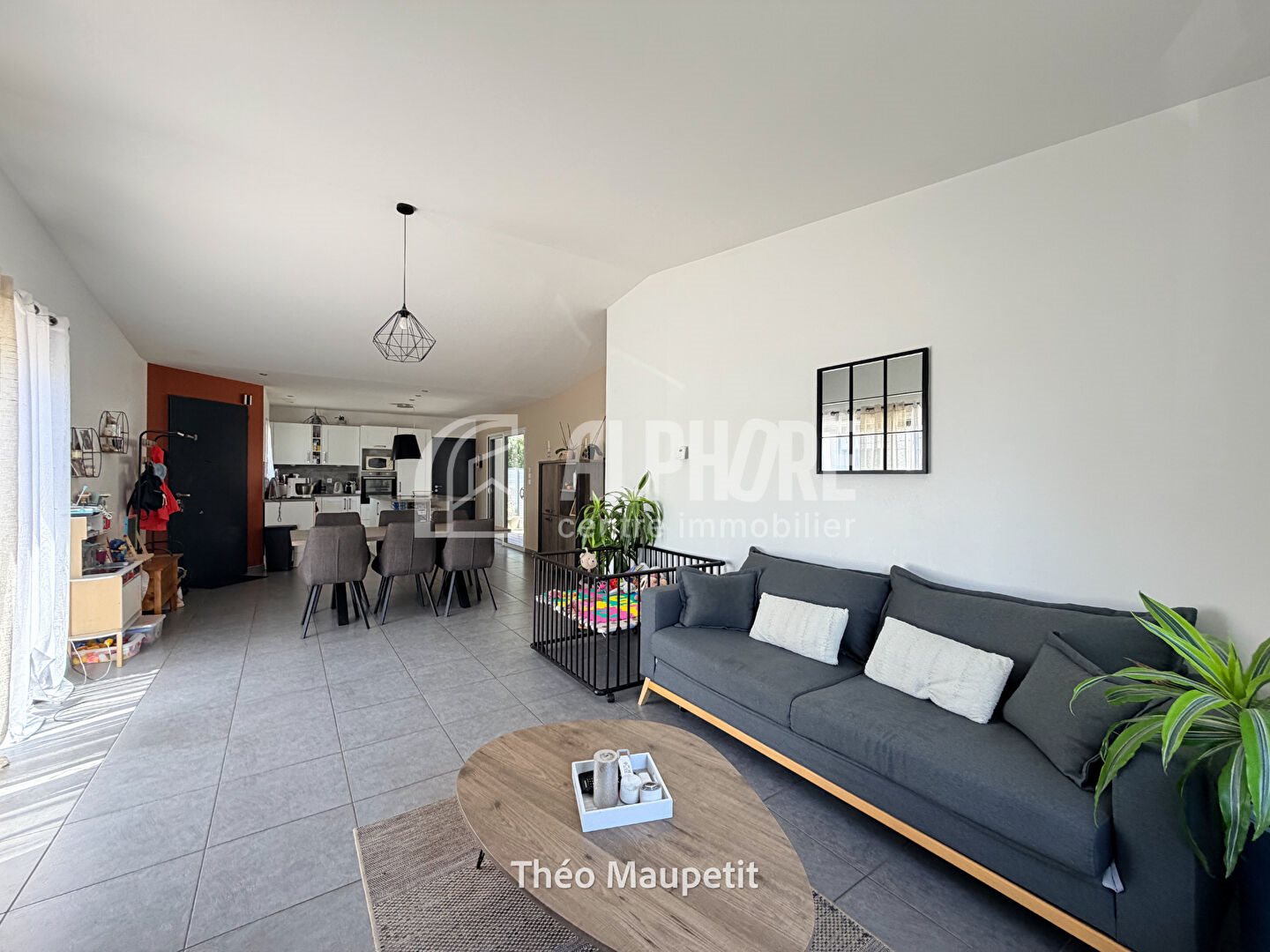 Maison à vendre, 97m², Nesmy