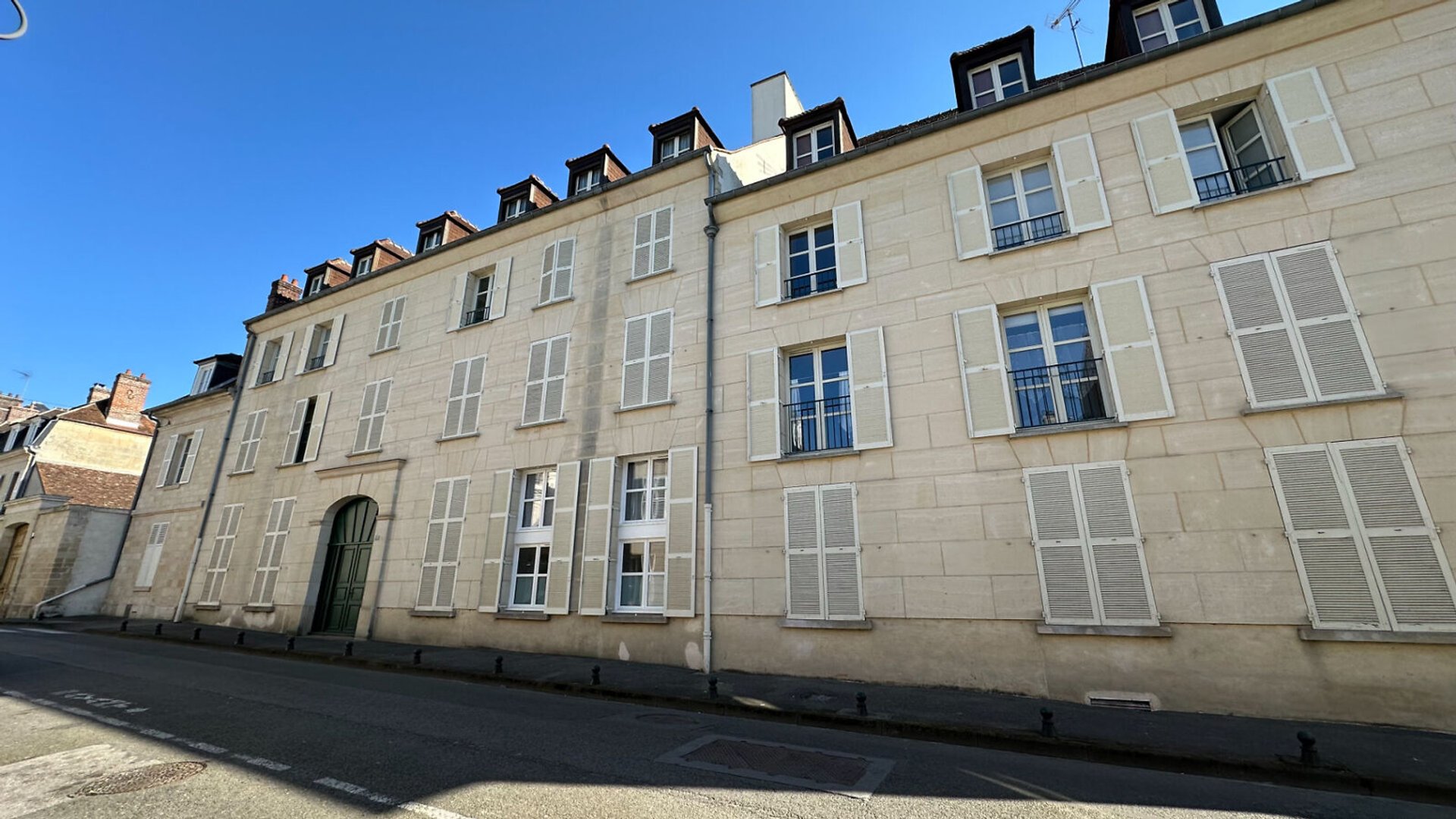 Immeuble 6 pièces 132 m² · à Compiègne · 132 m² · 335 000 €