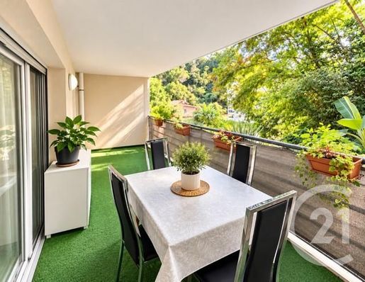 Appartement 4 pièces 80 m² · à Menton · 80 m² · 430 000 €