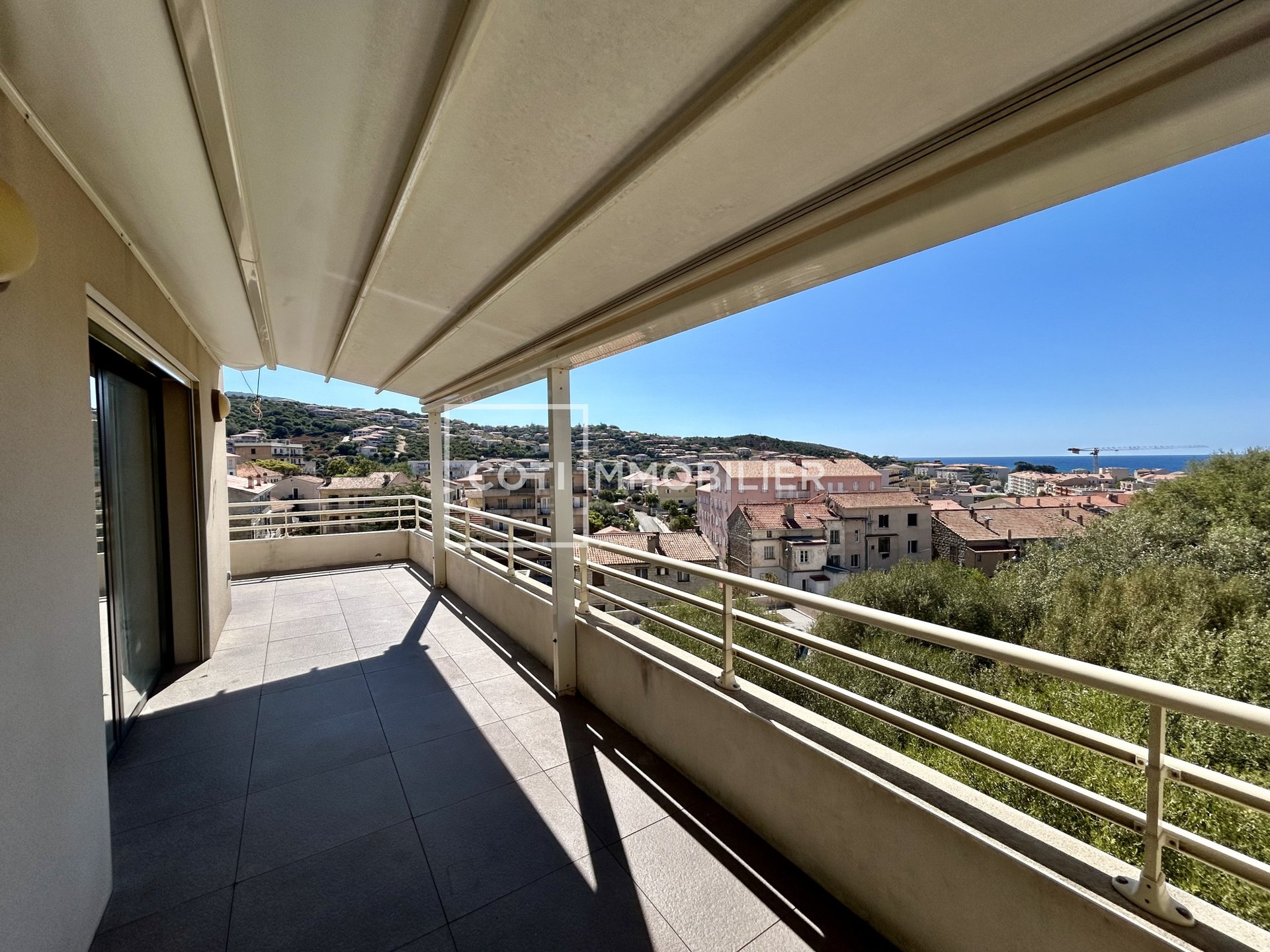 Appartement à louer, 70m², Propriano