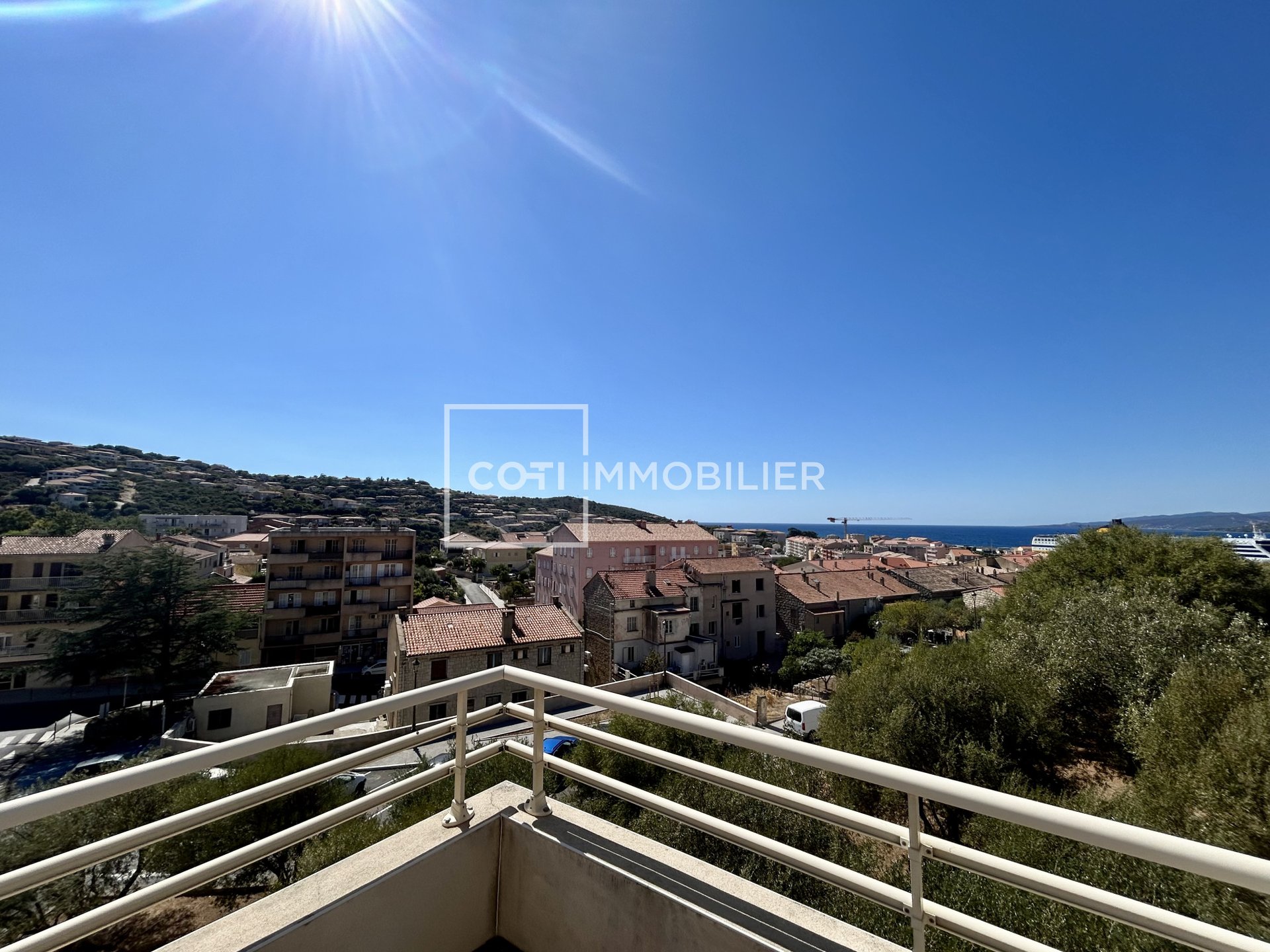 Appartement à louer, 70m², Propriano