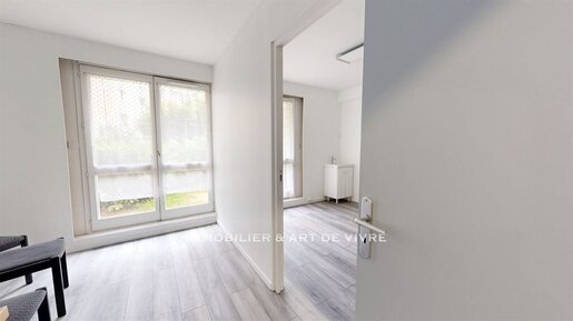 Appartement 5 pièces 104 m² · à Montigny-le-Bretonneux · 104 m² · 395 000 €